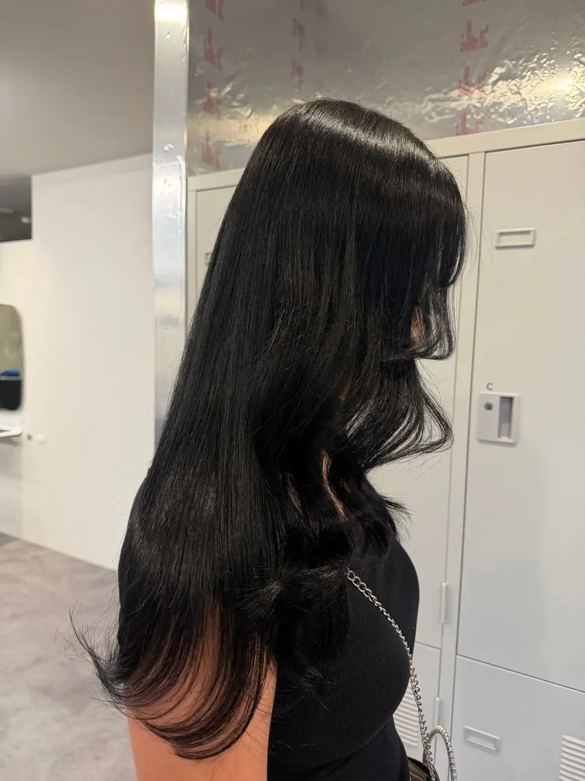 ロング カラー カット ヘアカラー tasty MIUのヘアスタイル
