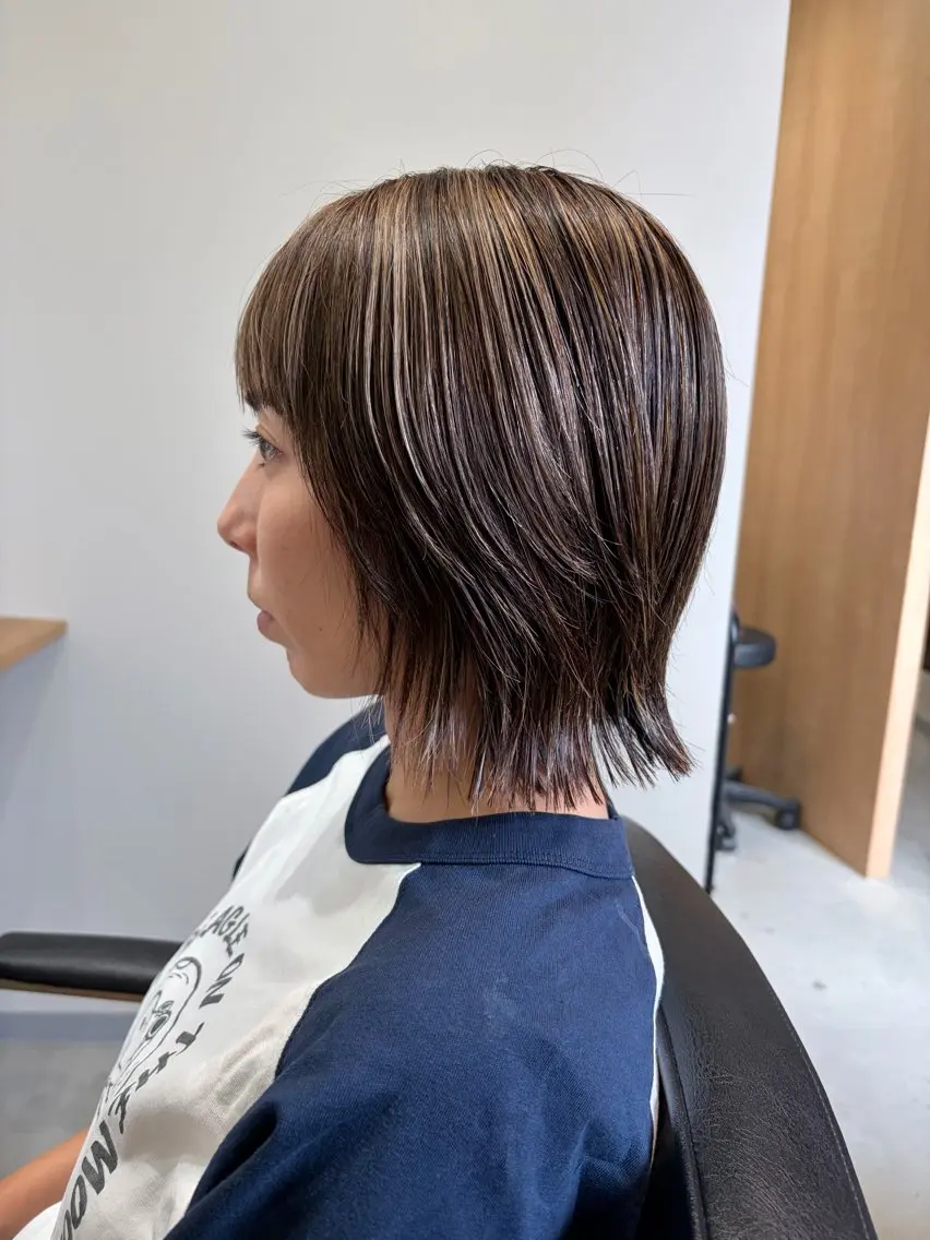 ショート カラー ボブレイヤー ハイライトカラー ボブ ハイライト レイヤーカット カット ヘアカラー トリートメント china/ボブ /レイヤーカットのヘアスタイル