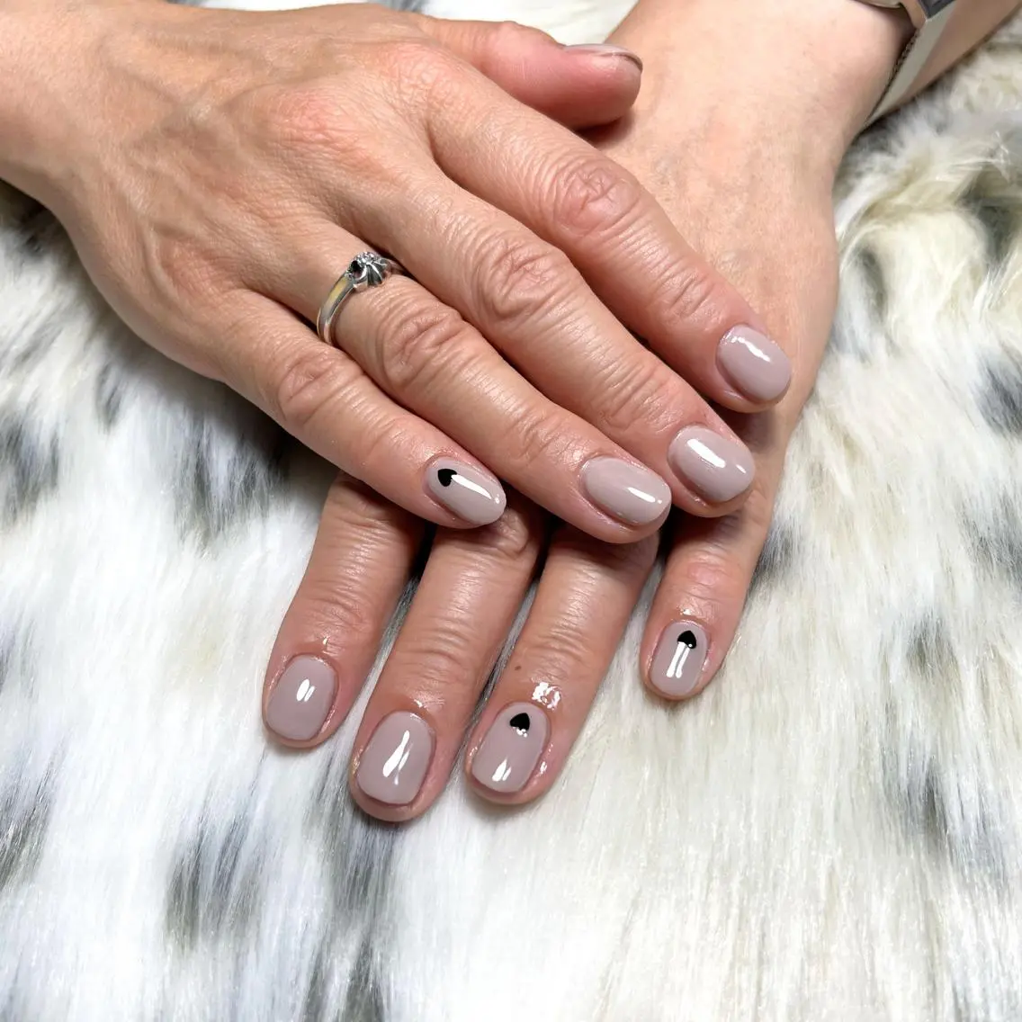 ネイル Laki nailのネイルデザイン
