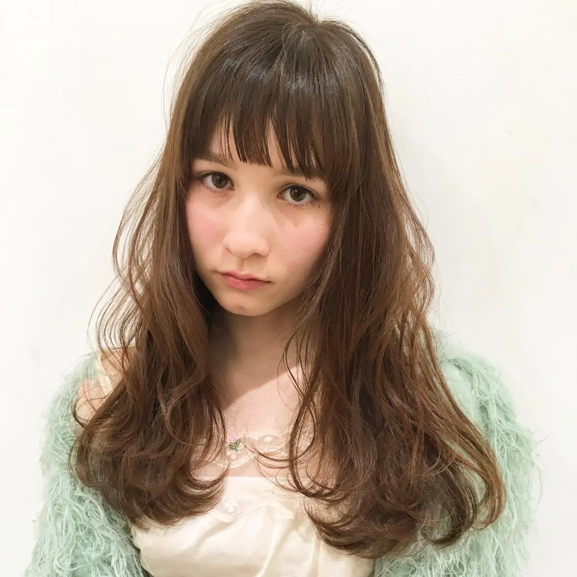 セミロング カラー stylist 杉浦駿生のヘアスタイル