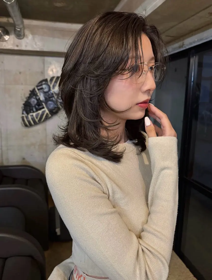 セミロング カラー パーマ セミロングパーマ ボブ 顔まわりレイヤー 顔周りカット レイヤーカット カット ヘアカラー YOKO/パーマ レイヤーカットのヘアスタイル