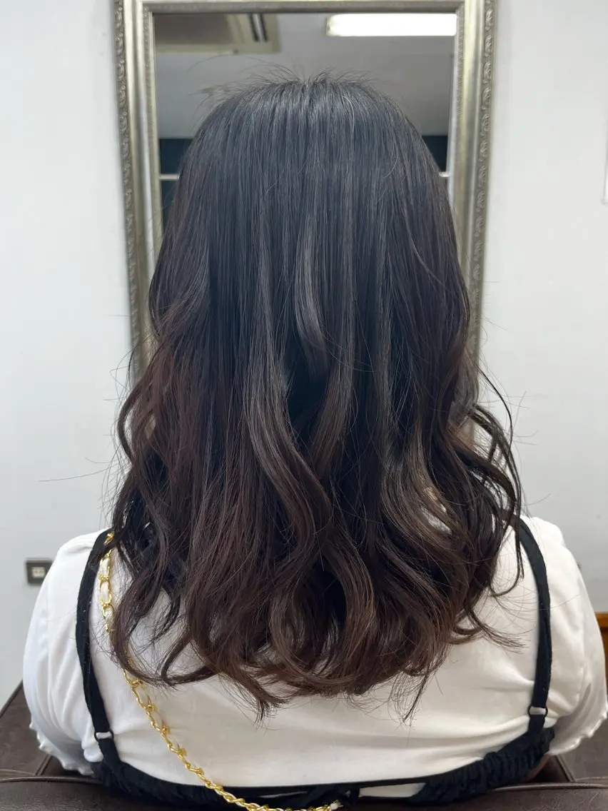 セミロング 産休の為お休みです! 小島凜のヘアスタイル