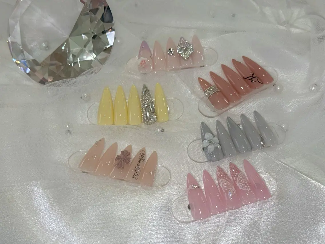 ネイル ハンドネイル pro.M Juri𝜗𝜚˚⋆のネイルデザイン