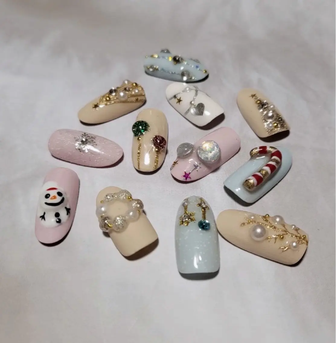 ネイル アートネイル 冬ネイル クリスマス BLANC.nail yuuのネイルデザイン