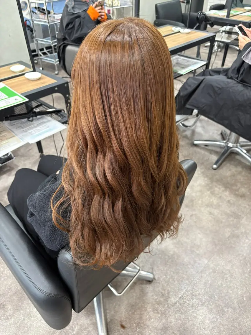 セミロング カラー ヘアカラー トリートメント 長井 陽菜のヘアスタイル