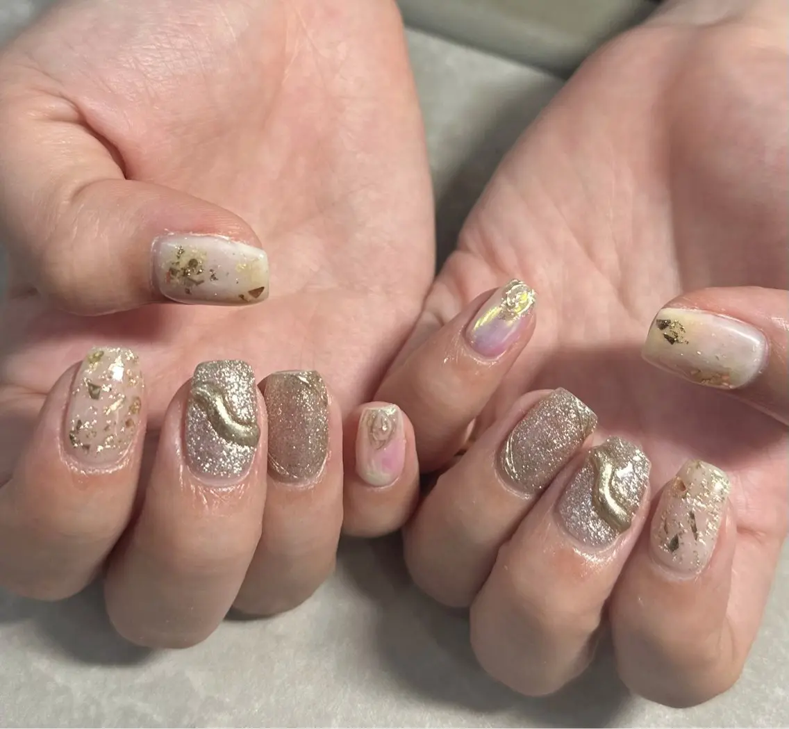 ネイル ハンドネイル フットネイル LAVISH nanamiのネイルデザイン