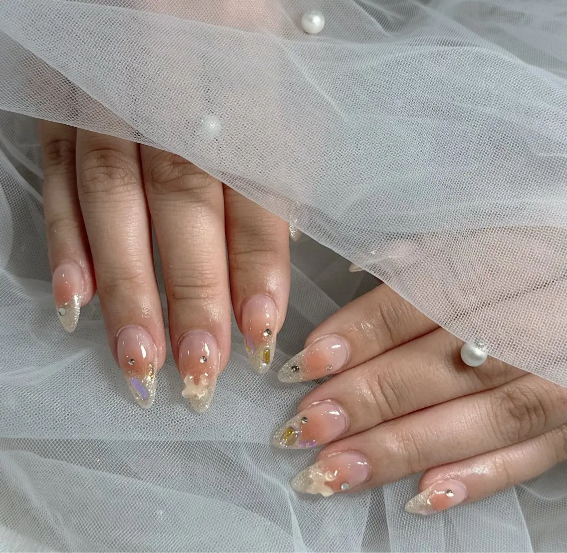 ネイル ハンドネイル フットネイル LAVISH nanamiのネイルデザイン