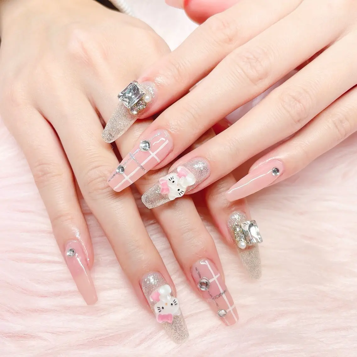 ネイル ハンドネイル MignonReve ♡EIMI🌈のネイルデザイン