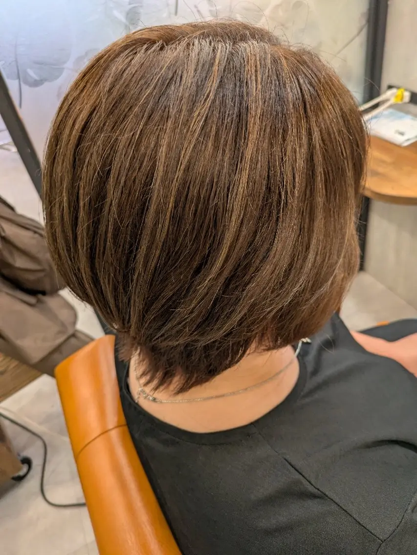 ミディアム カラー ハイライトカラー ハイライト hair＆make Lokahi リホのヘアスタイル