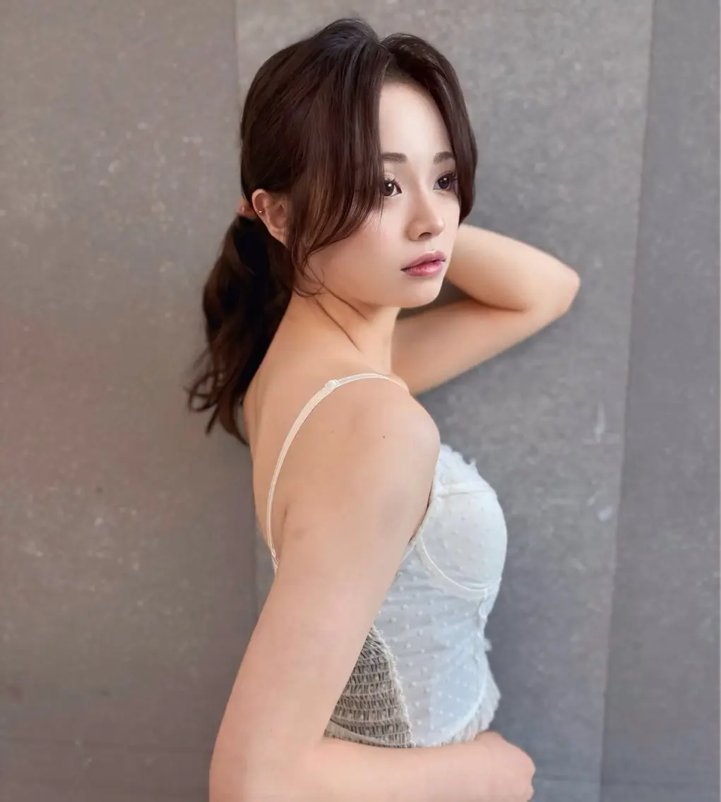 ミディアム カラー ヘアアレンジ ベージュカラー ブリーチ 透明感カラー ブリーチなしカラー 髪質改善 カット ヘッドスパ 【博多髪質改善】 吉村 清志のヘアスタイル