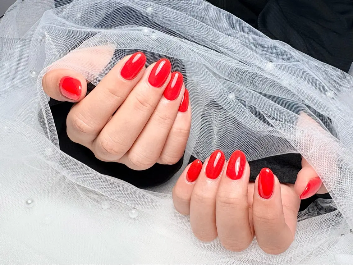 ネイル フットネイル ジェルネイル キラキラネイル ラメ(グリッター) マグネットネイル ハンドネイル ハンドケア ♡Bivi♡自爪に 優しいネイルサロンのネイルデザイン