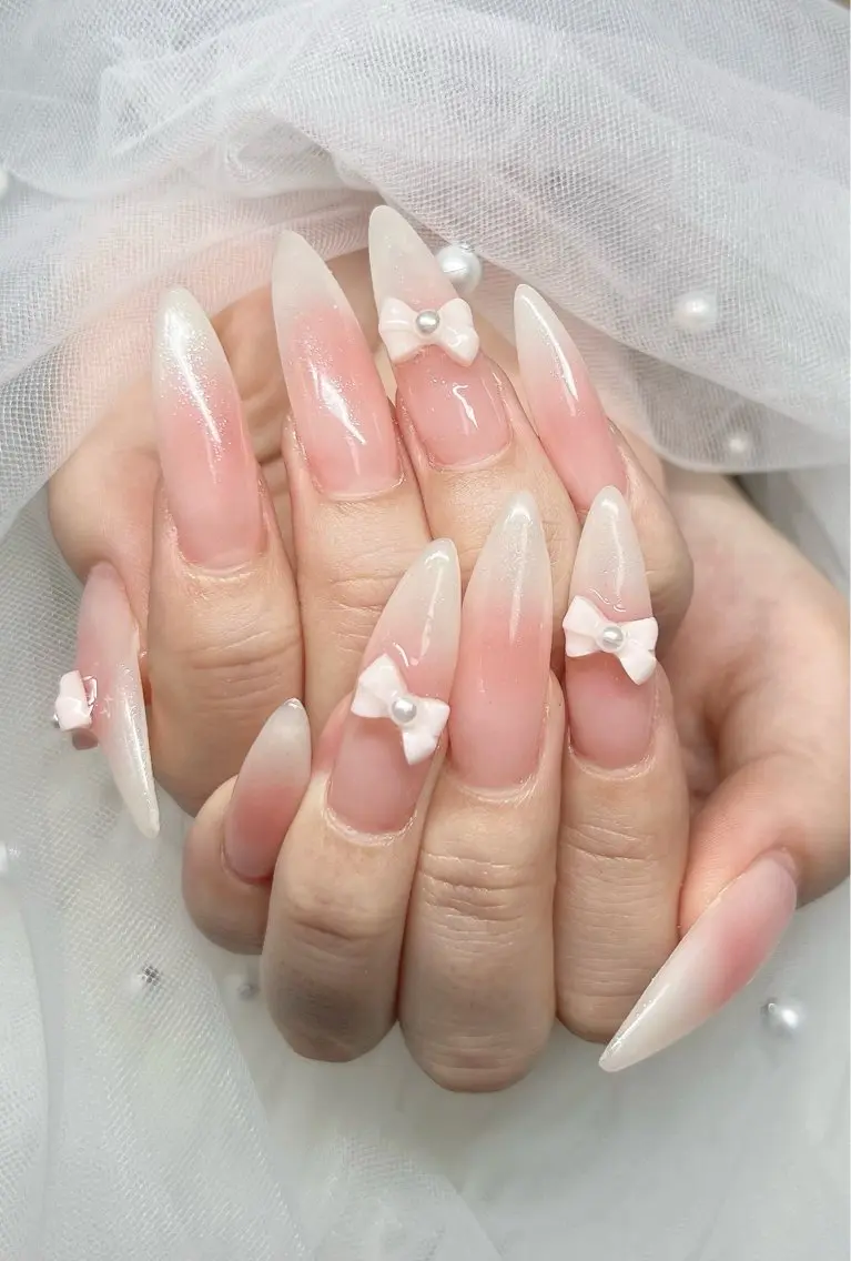 ネイル ハンドネイル Lee Nails チップ長さだし専門店のネイルデザイン