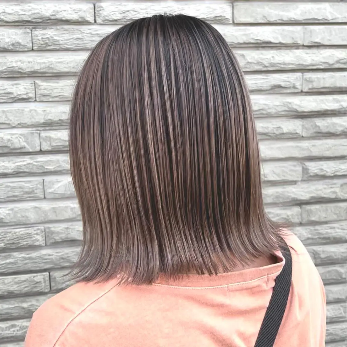 ミディアム カラー ヘアアレンジ バレイヤージュ デザインカラー ハイライトカラー 外国人風カラー ハイライト アンドウ ユウ/ レイヤーカット/韓国のヘアスタイル