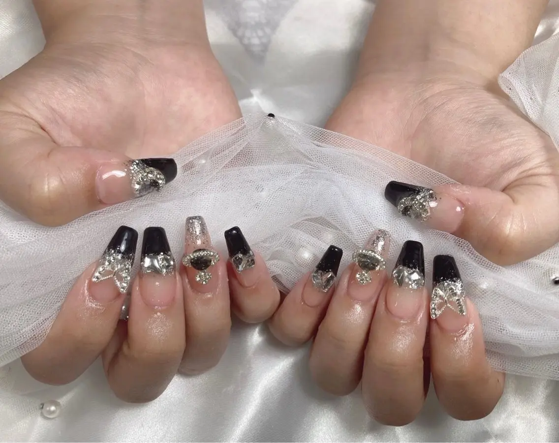 ネイル C ✨Mのネイルデザイン