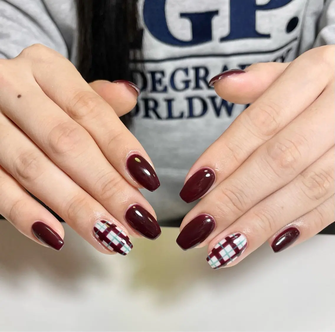 ネイル ハンドネイル ハンドケア 🍑 momo_nailのネイルデザイン