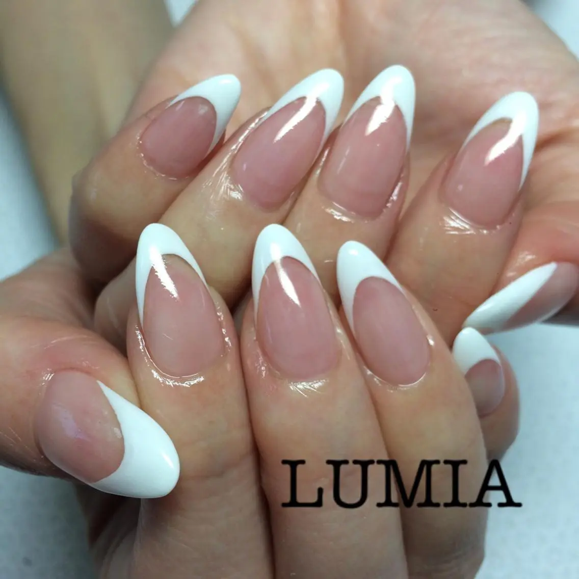 ネイル シンプルネイル ハンドネイル Emu Nailのネイルデザイン