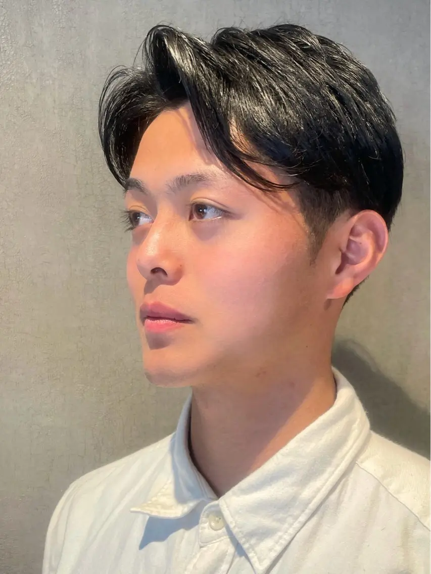 メンズ センターパート カルマパーマ メンズパーマ 刈り上げ Li'a【リア】 ANNAのヘアスタイル