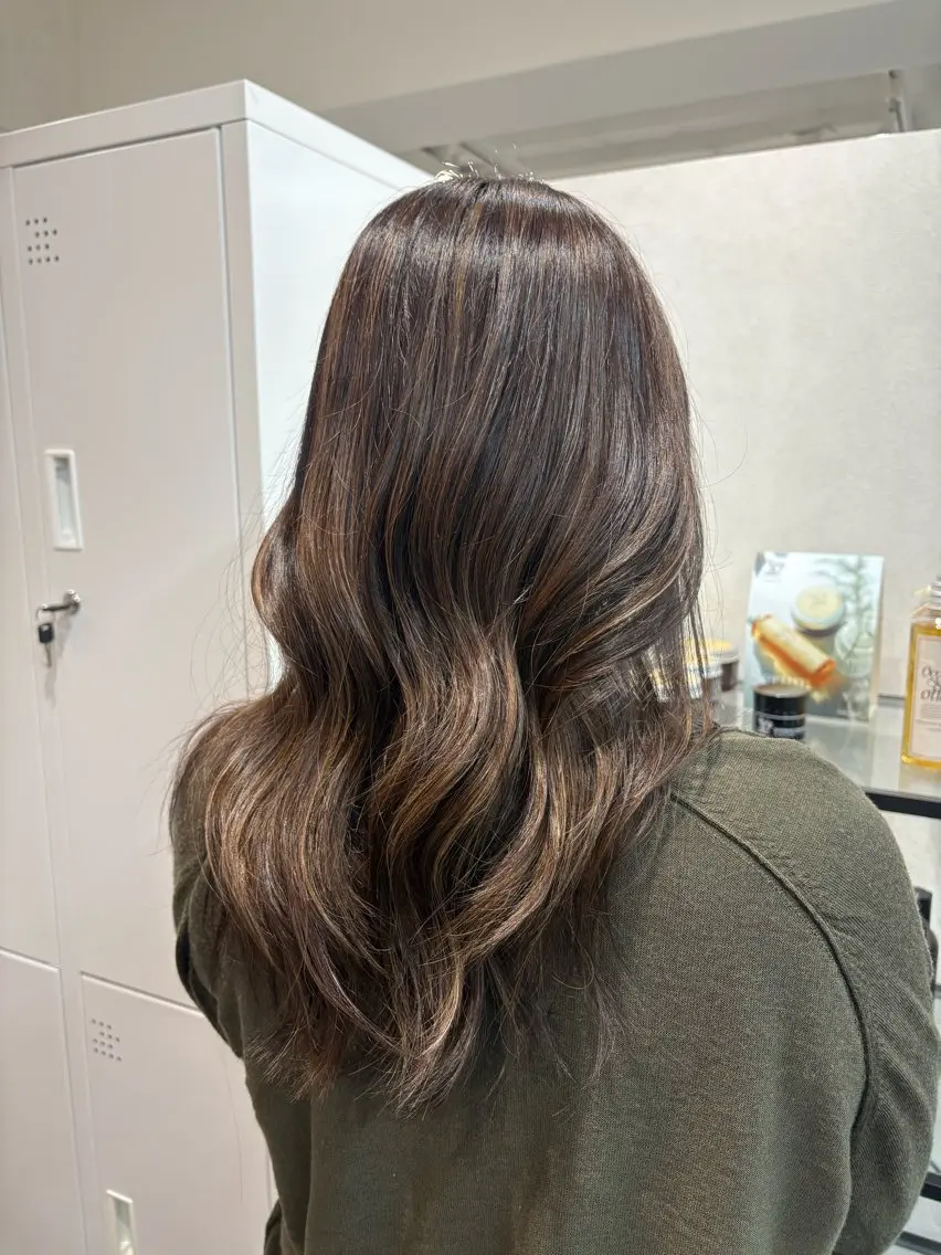 ロング ハイライト ヘアカラー haku【津久野店】 ERIKAのヘアスタイル