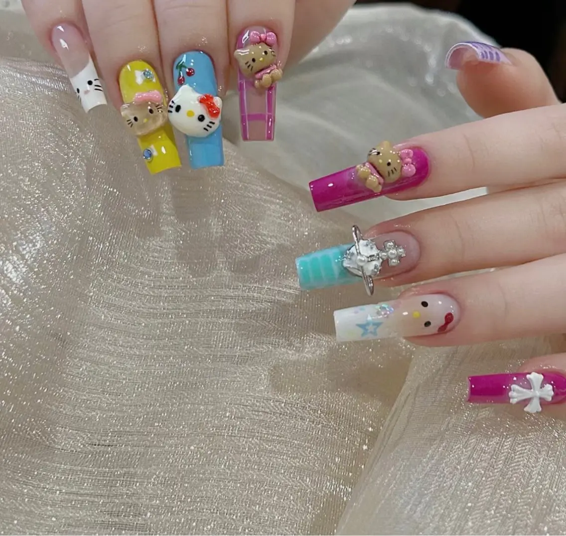 ネイル 長さ出し 持ち込み ネイルチップ ハンドネイル ハンドケア ⭐️Syu Rei⭐️のネイルデザイン