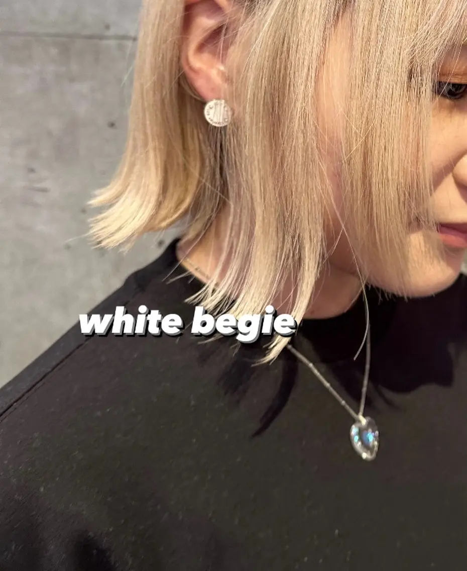 ミディアム カラー 切りっぱなしボブ ミディアムパーマ ベージュカラー ブリーチ イヤリングカラー ✂︎岡根 京花✂︎のヘアスタイル