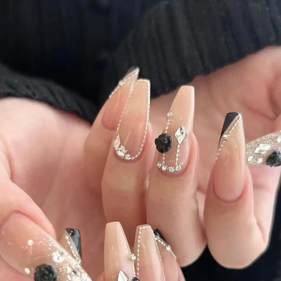 ネイル 韓国ネイル ニュアンスネイル シンプルネイル 春ネイル バレンタイン Nihonthy Nail 新宿のネイルデザイン