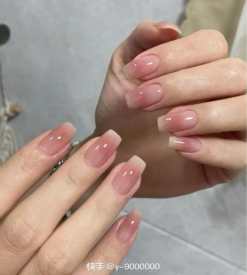 ネイル ハンドネイル RAFUnail モモコのネイルデザイン