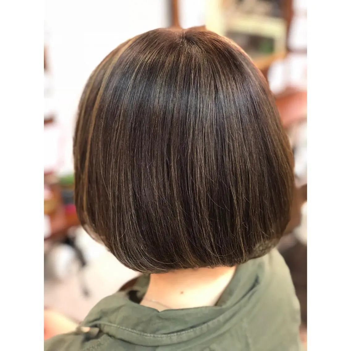 ショート カラー ベージュカラー ハイライトカラー ハイライト パーソナルカラー診断 できます 木曽 主博のヘアスタイル