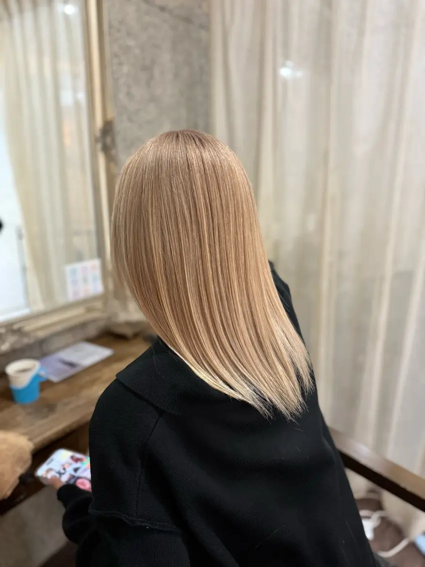 カラー ベージュカラー ブロンド ブロンドベージュ 似合わせカット/ 髪質改善/前島のヘアスタイル