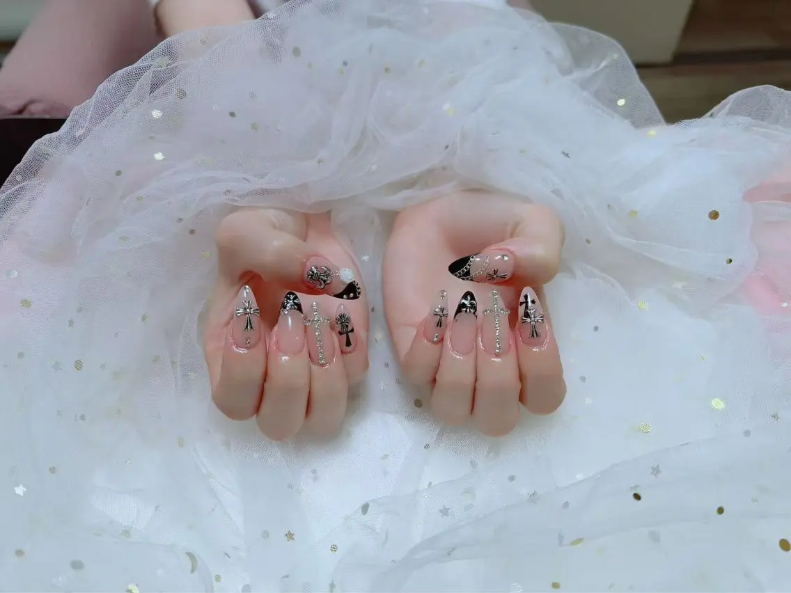 ネイル ジョリ kasumi🌹💅のネイルデザイン