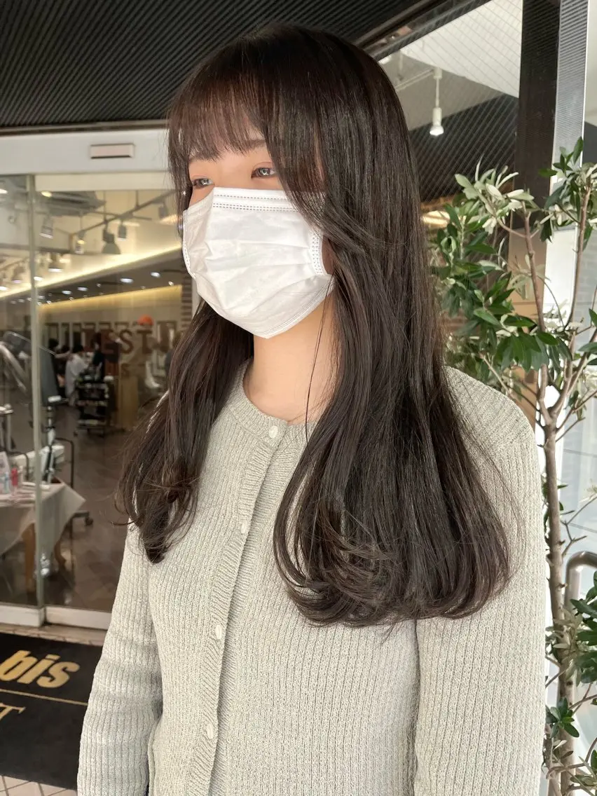 カラー ブリーチ ケアブリーチ 透明感カラー ダブルカラー イヤリングカラー カットパーマ 🌀あさみのヘアスタイル