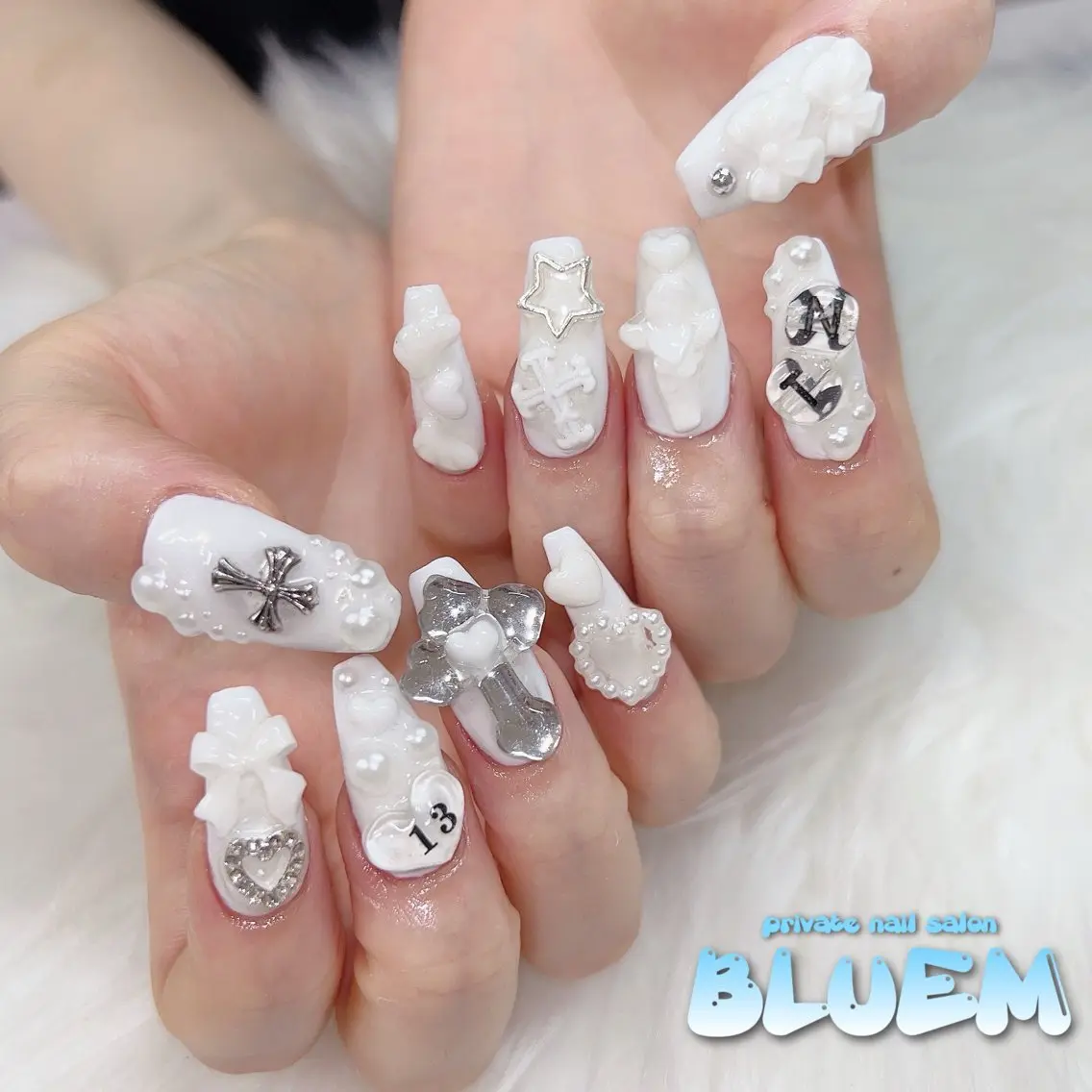 ネイル ハンドネイル BLUEM なな🐶のネイルデザイン