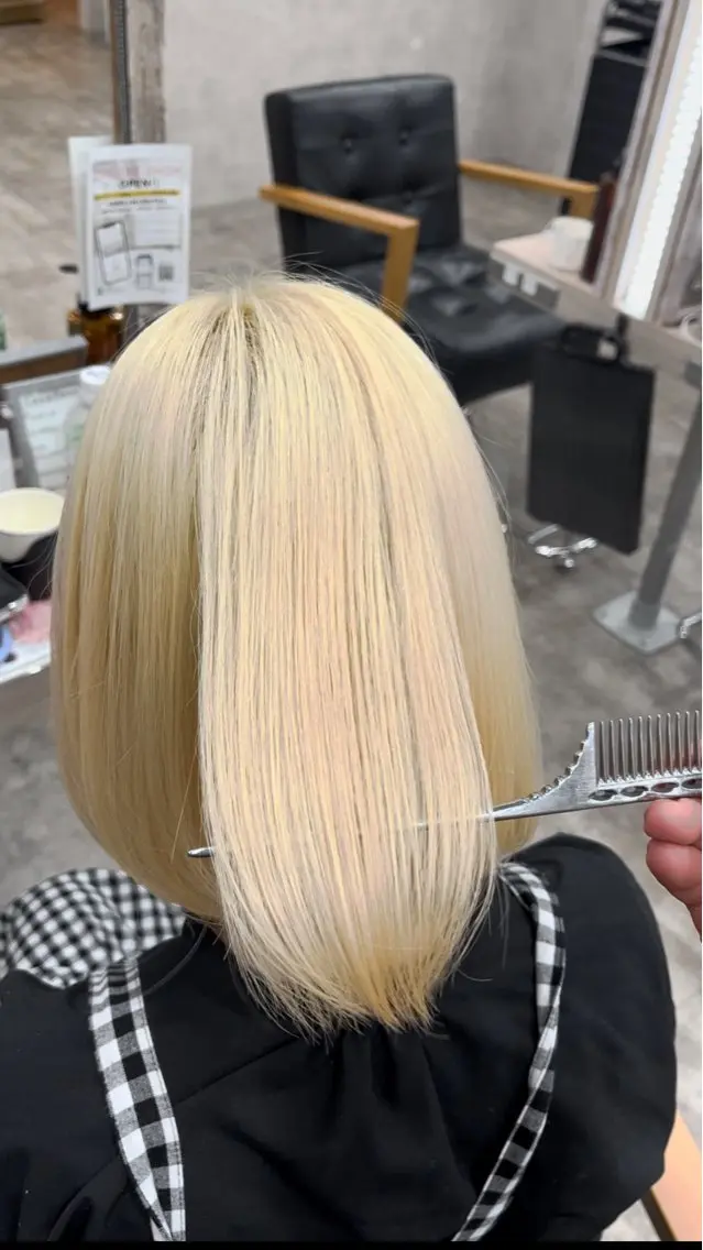 👑元々ブリーチ毛の方必見!!👑リタッチブリーチ+全体カラー 👑の写真