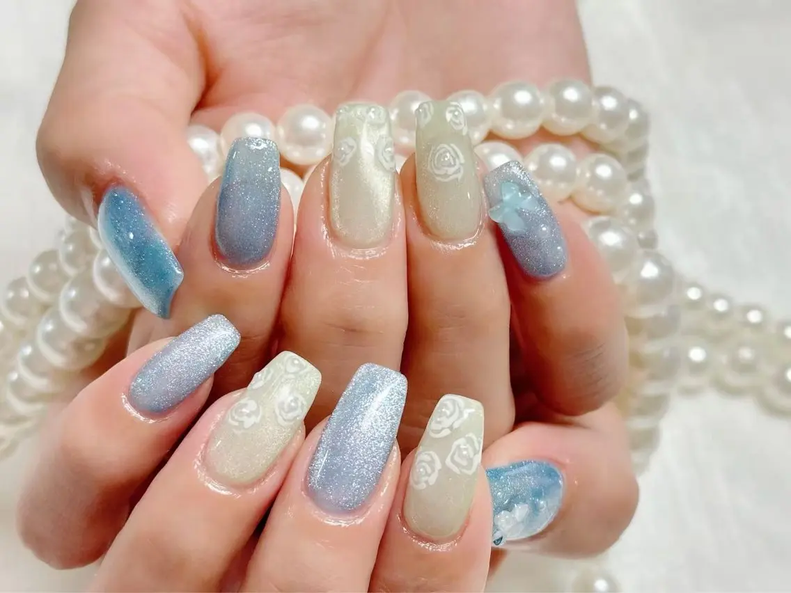 ネイル アートネイル クリアネイル 成人式 長さ出し フラッシュネイル かすみ ✨のネイルデザイン