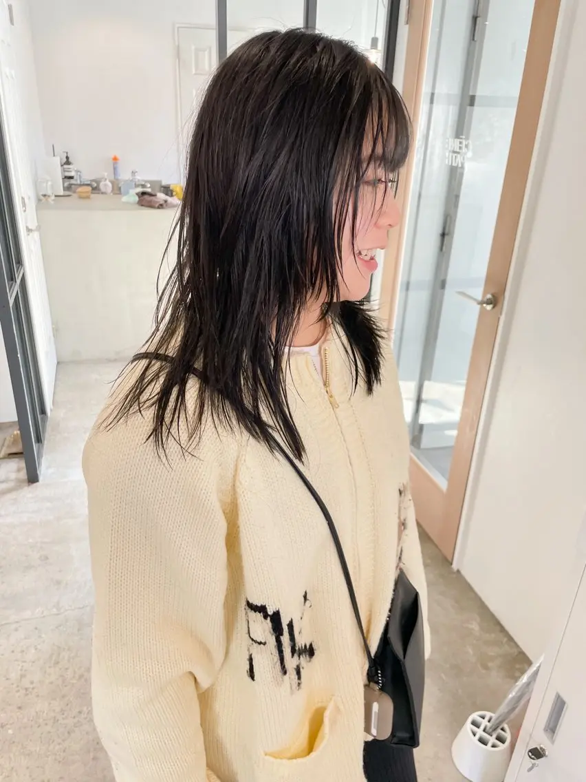 ミディアム カラー レイヤーカット ウルフカット カット ヘアカラー トリートメント Takuma Suzuki中目黒のヘアスタイル