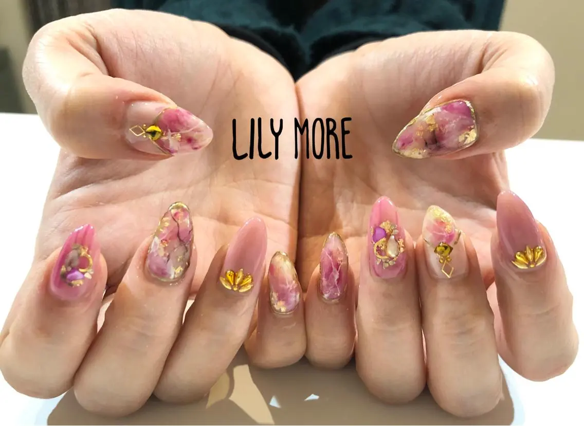 ネイル 大理石ネイル(マーブル) Lily closetのネイルデザイン