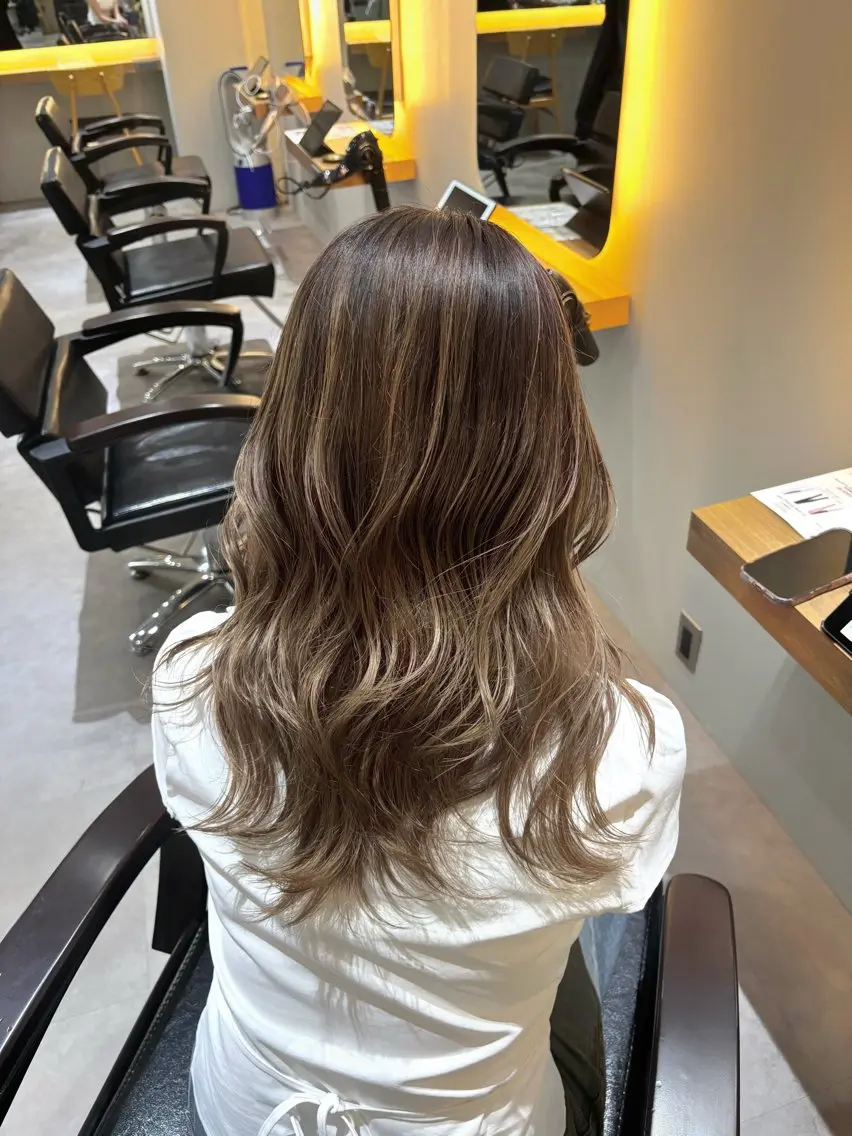 セミロング カラー カット ヘアカラー ハイトーン/アレンジ 🎀アオイ🎀のヘアスタイル