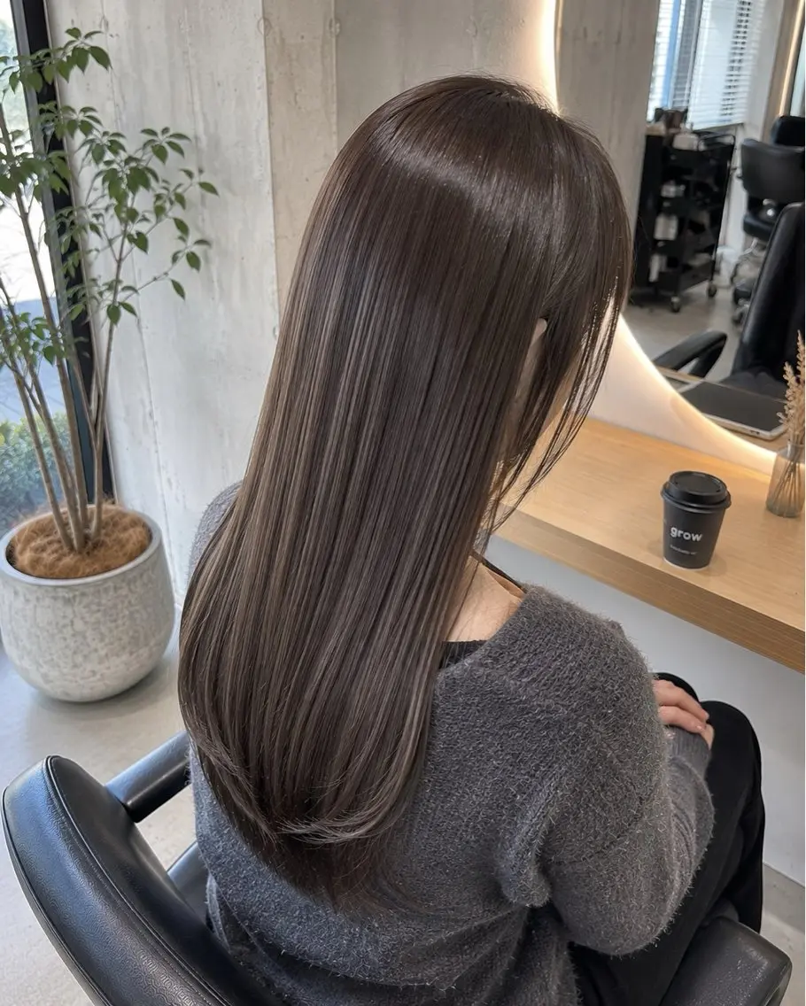 ロング ヘアカラー kyamyi キャミーのヘアスタイル