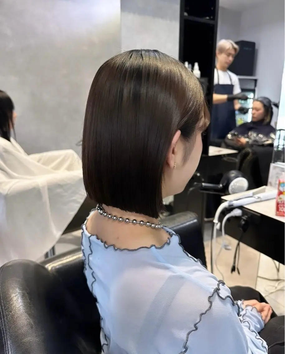 ショート カラー 切りっぱなしボブ プルエクステ ボブ エクステ ヘアカラー トリートメント 【原宿プルエクステ】 NANAMIのヘアスタイル