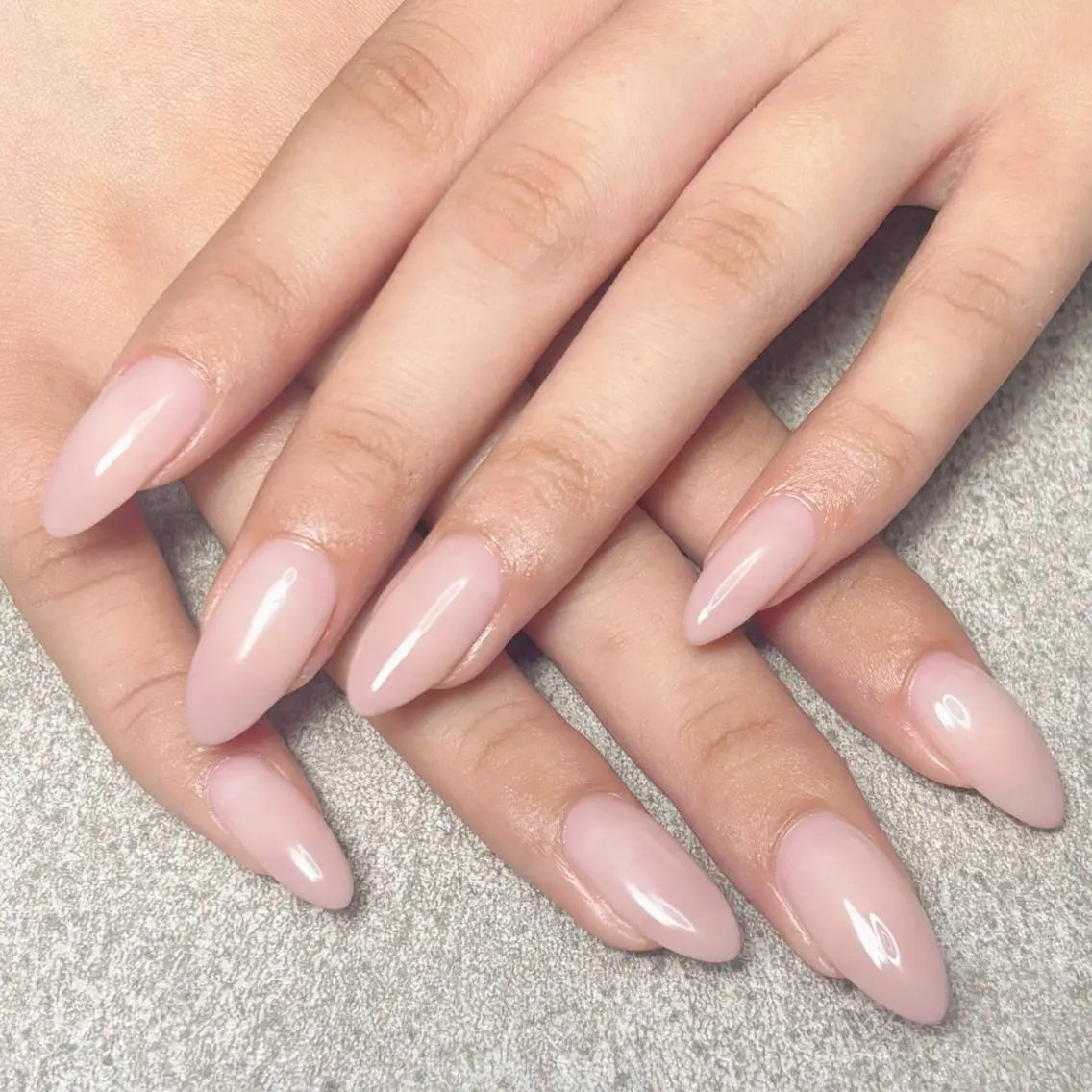 ネイル ハンドネイル nailroom DIASOMNIAのネイルデザイン