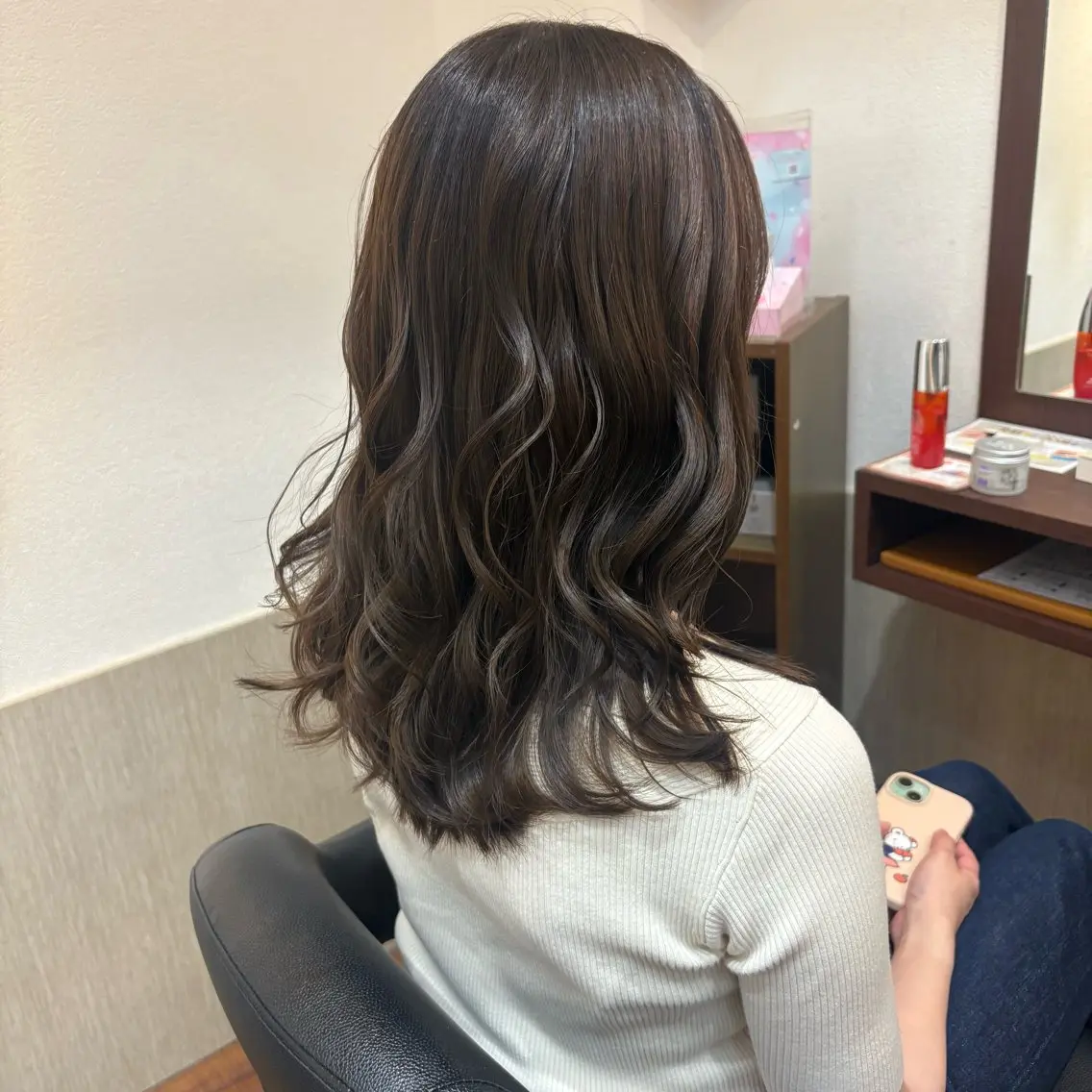 セミロング MOLLA ✂️辻のヘアスタイル