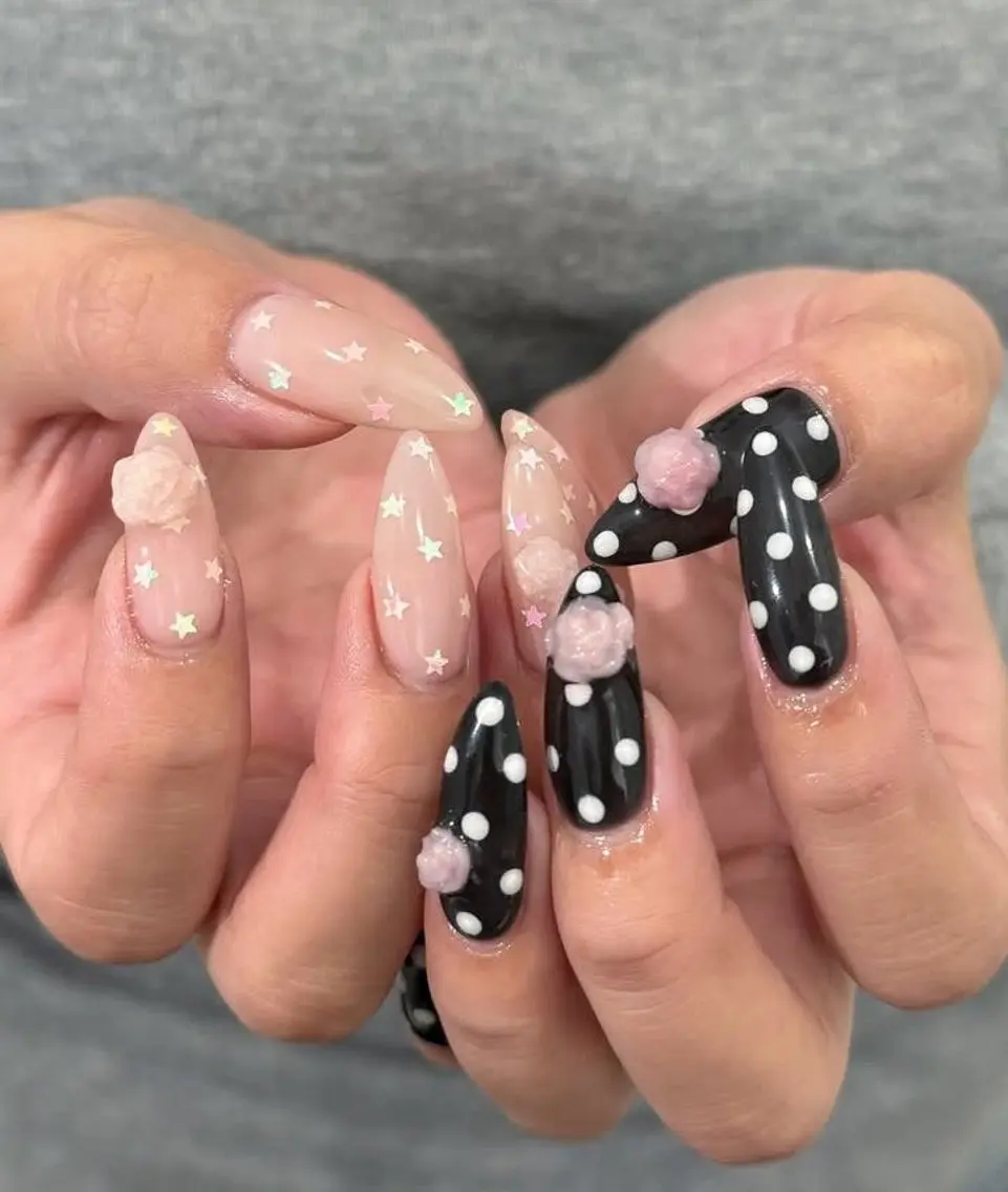 ネイル 韓国ネイル マグネットネイル 持ち込み ハンドネイル Mimi Nail_Royalのネイルデザイン