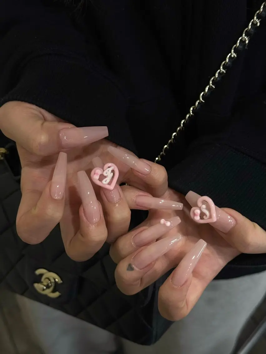 ネイル ハンドネイル Hal nail Nanamiのネイルデザイン