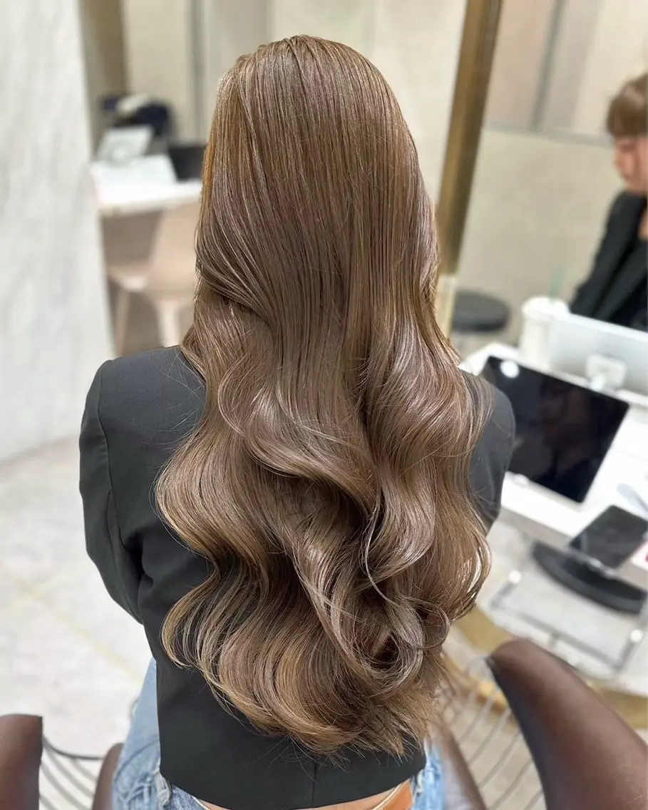 カラー ブリーチ ブリーチなしカラー ヘアカラー ユナ hearts.店長のヘアスタイル