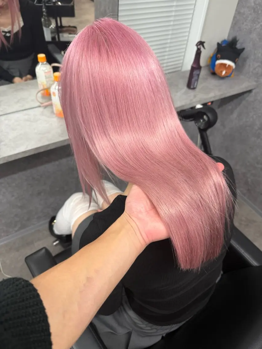 【ハイトーン✖️艶髪へ✨️】ブリーチ+カラー+トリートメントの写真