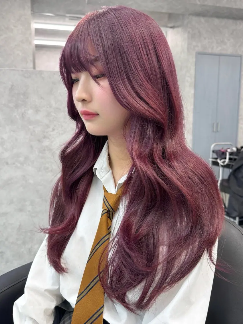 ロング 韓国風カラー🤎 𝒄𝒉𝒊𝒌𝒂のヘアスタイル