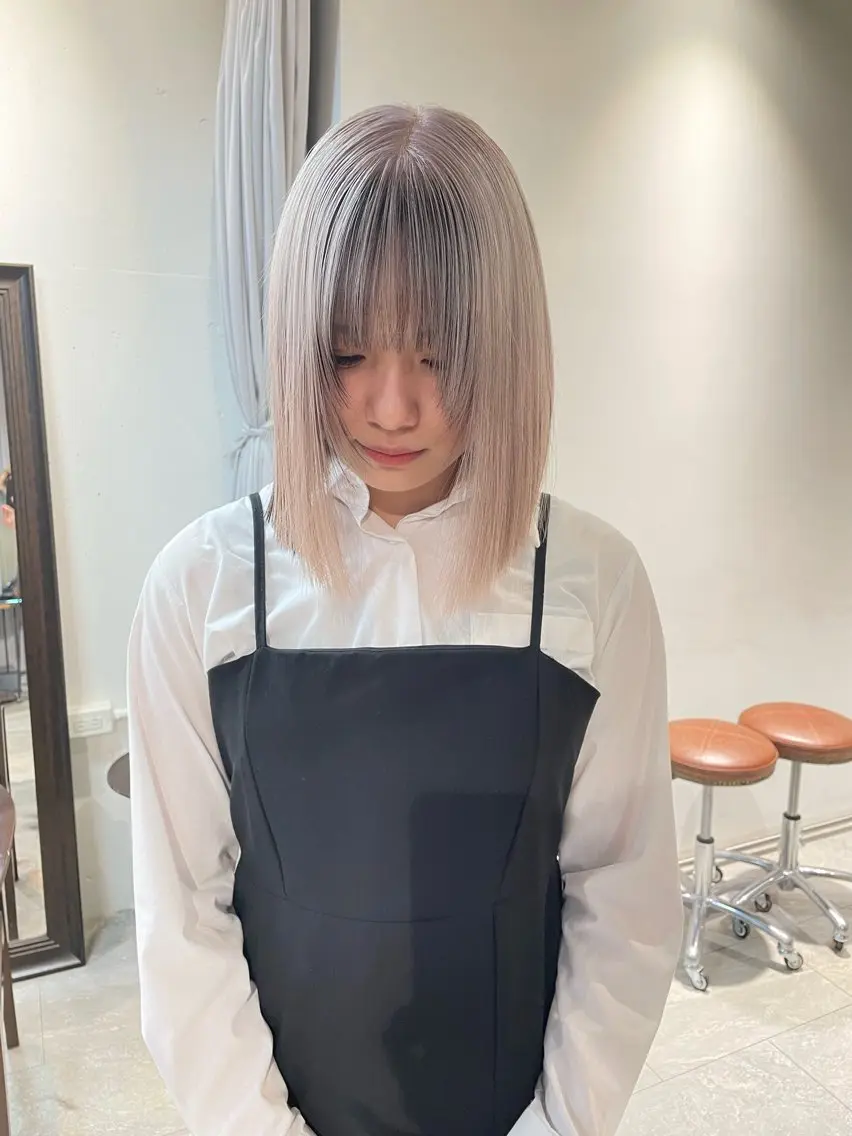ミディアム カラー カット ヘアカラー トリートメント ヘアセット 💜ハイトーン💛 マジカルかいちゃんのヘアスタイル