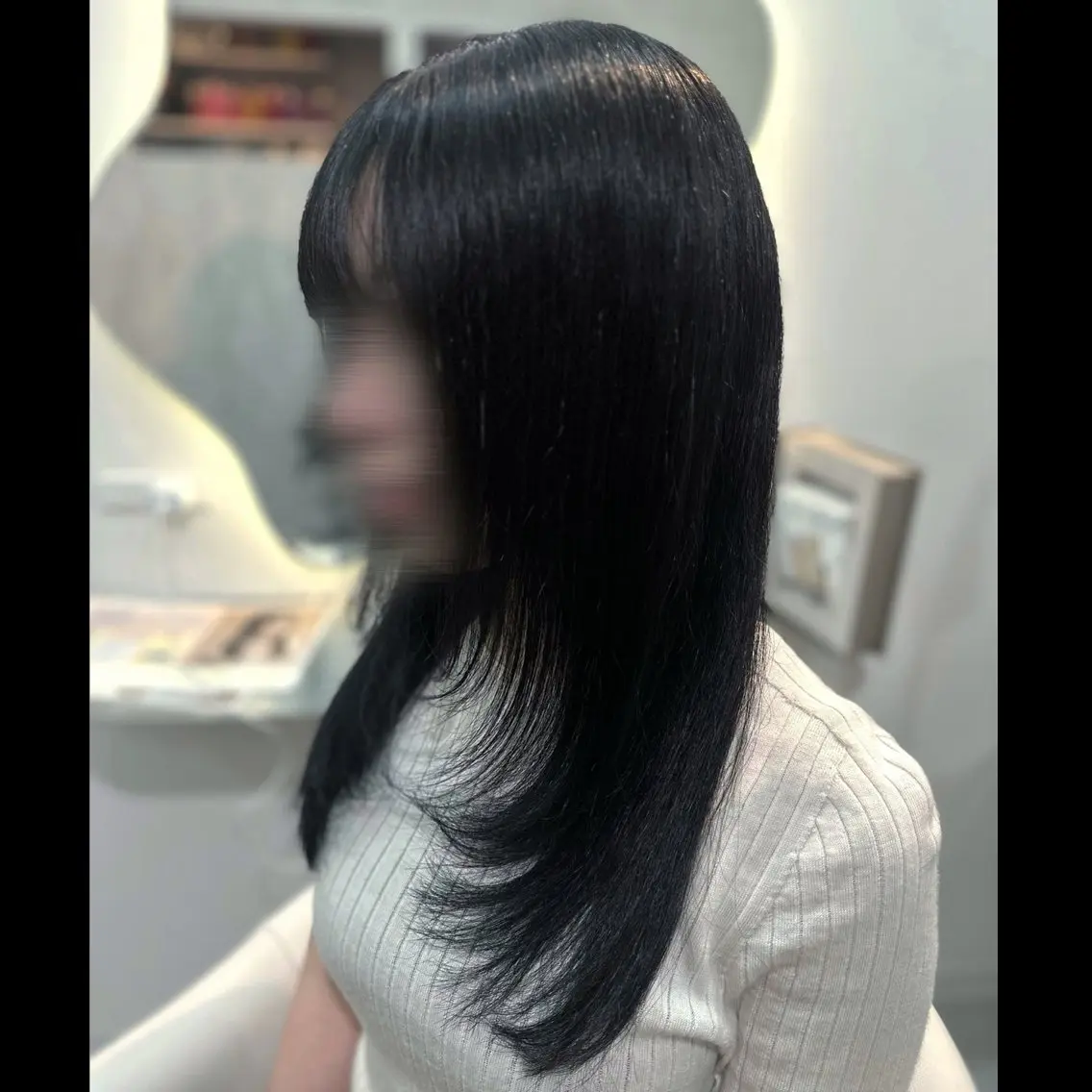セミロング カラー ヘアアレンジ 黒髪 ブルーカラー ブルーブラック カット ヘアカラー 🖤kana韓国ヘア 艶髪カラー特化🖤のヘアスタイル