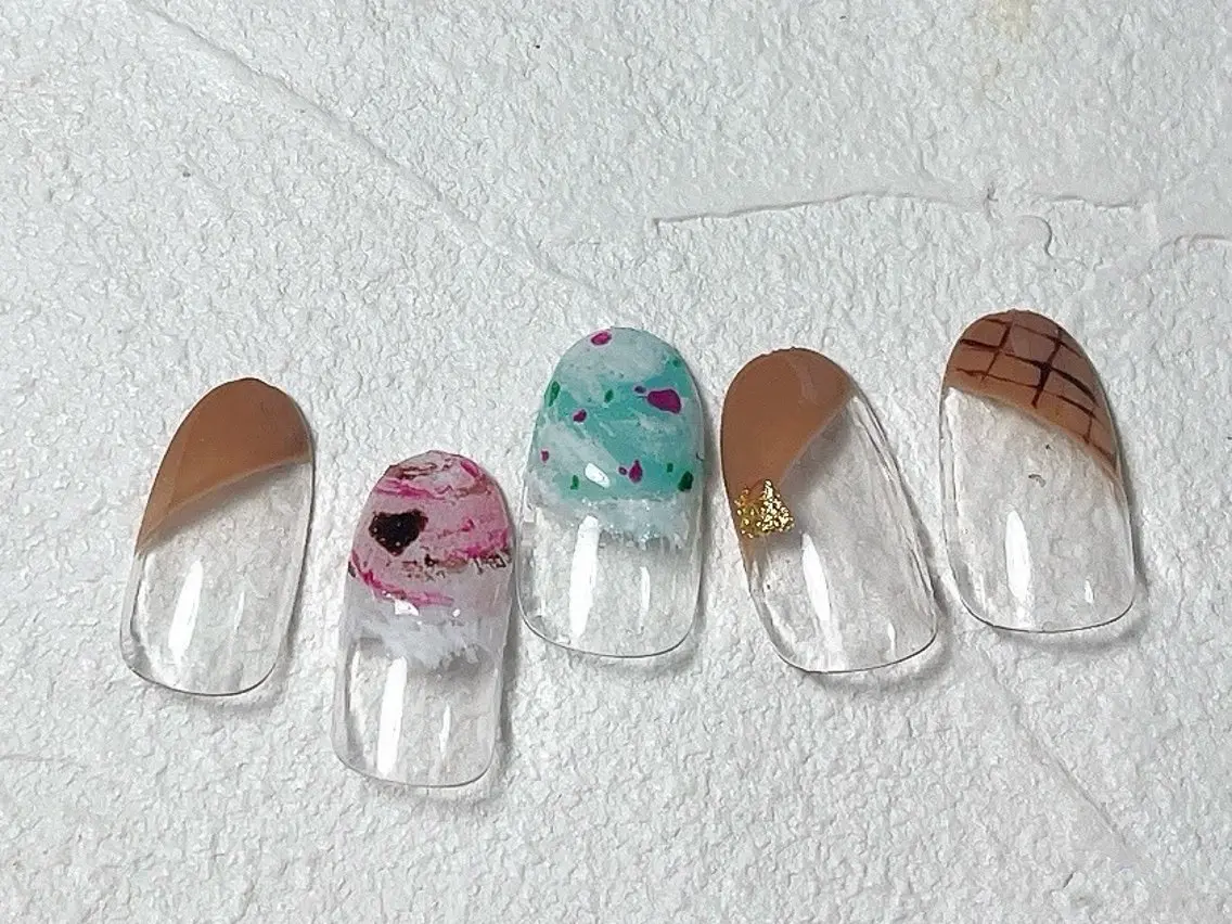 ネイル フットネイル ジェルネイル パラジェル 夏ネイル kiki nail &brow二子玉川のネイルデザイン