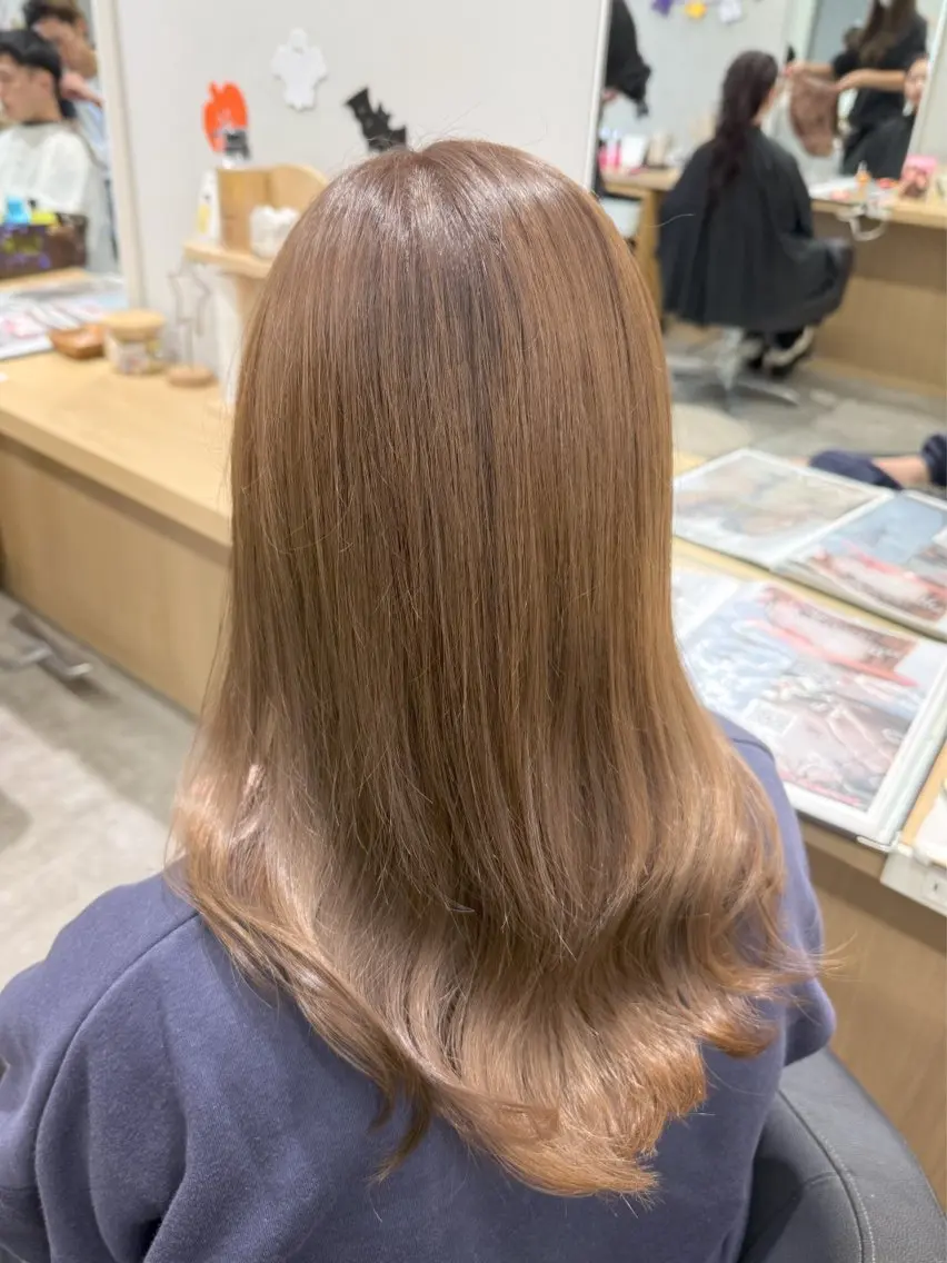 ミディアム カラー ベージュカラー ラベンダーカラー ラベンダーベージュ 髪質改善 トリートメント カット ヘアカラー トリートメント 巻ける髪質改善🫧ハ イライト/永田汰伊智のヘアスタイル