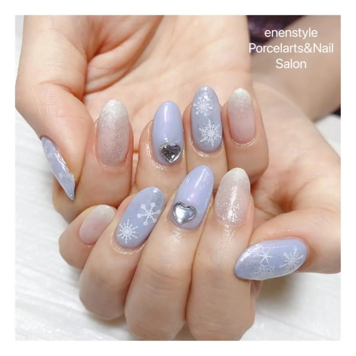 ミディアム ネイル ハンドネイル 🐾enen style 🐾のネイルデザイン